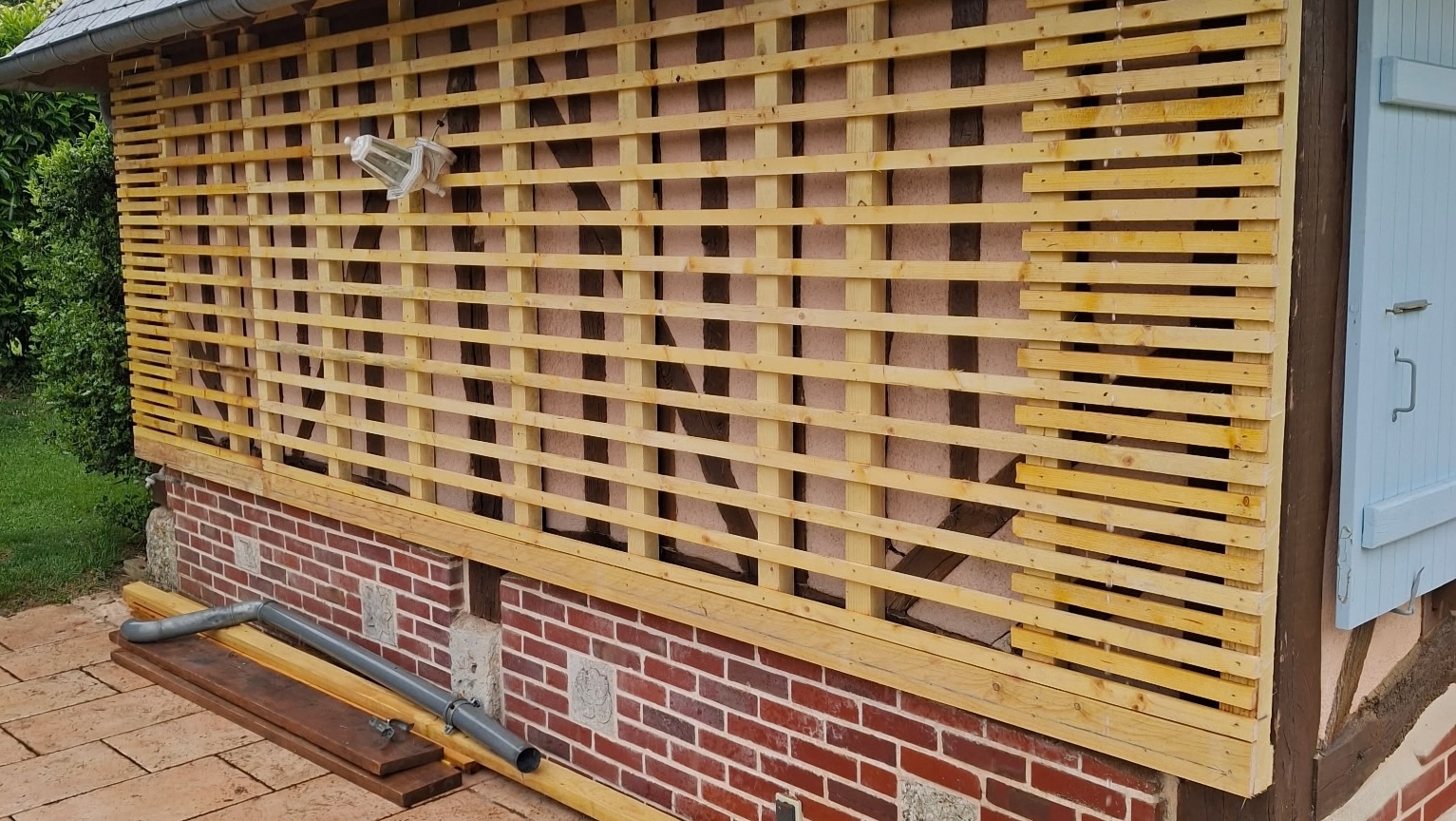 Vue de chantier de bardage en Normandie
